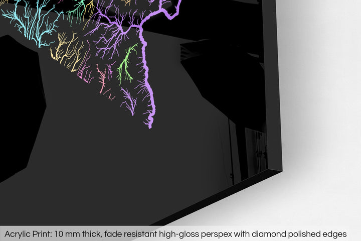 Closeup of an acrylic panel's corner, the details of a Grasshopper Geography map is visible. The text at the bottom reads: Acrylic print - 10 mm thick, fade reistant high-gloss perspex with diamond polished edges.