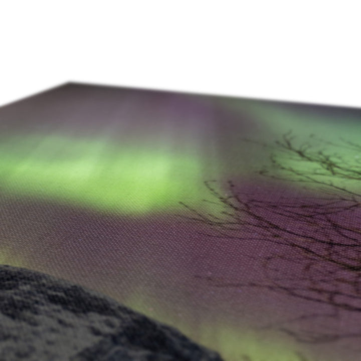 Рыбоводные загоны на острове Лундёйа с полярным сиянием II - Холст