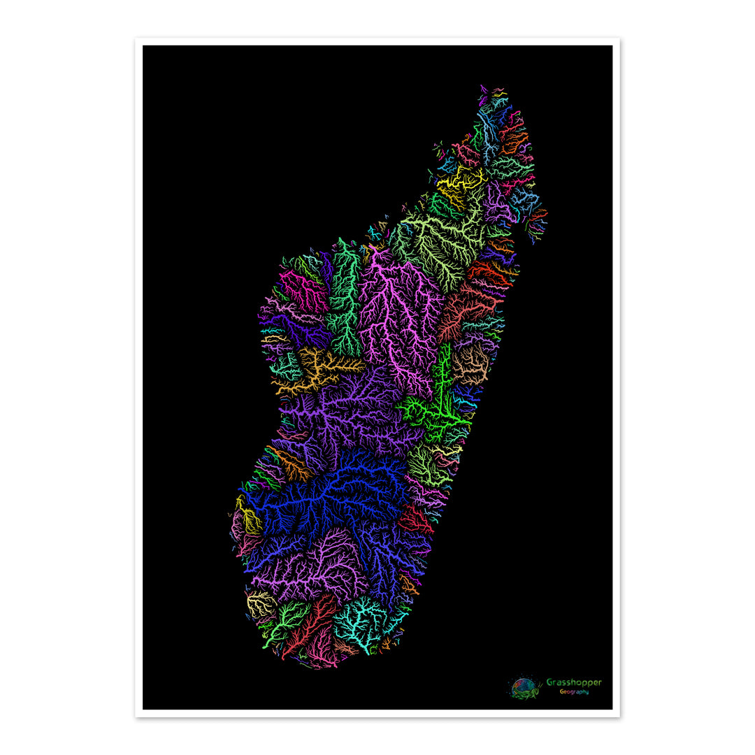 Madagascar - Mapa de la cuenca fluvial, arco iris sobre negro - Impresión de Bellas Artes
