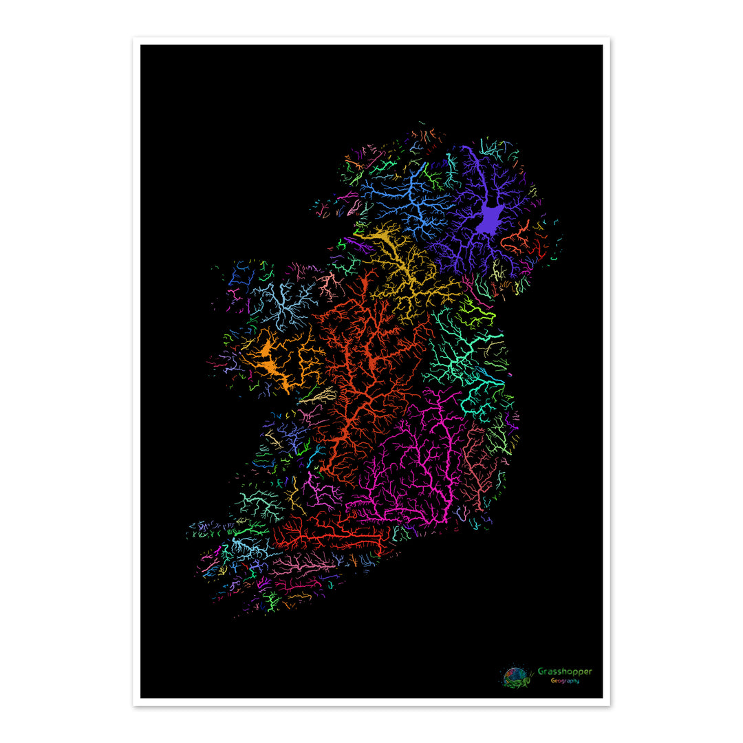 L'île d'Irlande - Carte des bassins fluviaux, arc-en-ciel sur noir - Fine Art Print