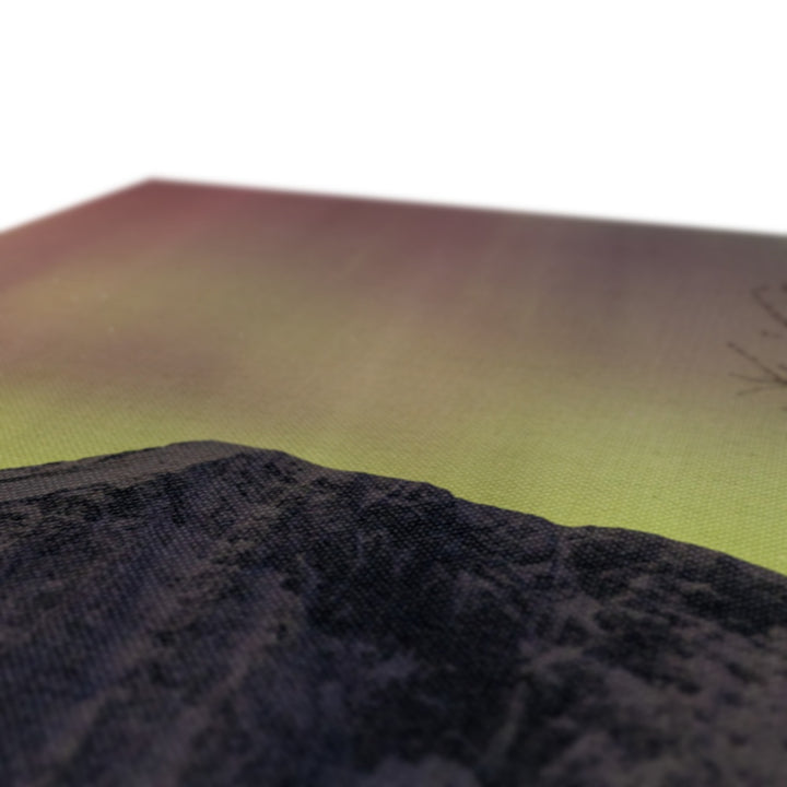 Fischgehege über Lundøya mit Aurora I – Leinwand