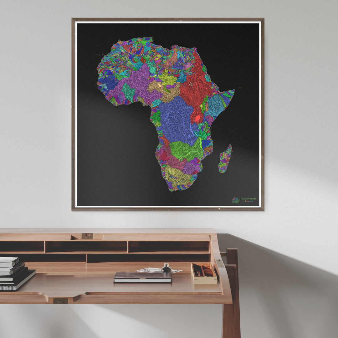 Afrique - Carte des bassins fluviaux, arc-en-ciel sur noir - Fine Art Print